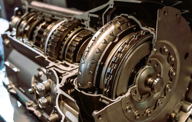 Pros and Cons of Mechanical vs. Hydraulic Transmission