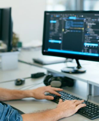 Business Stuck on Old Tools? Here’s What Custom Software Can Fix